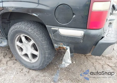 2002 GMC Yukon Slt z USA, uszkodzony, nr VIN 1GKEK13Z02R235615